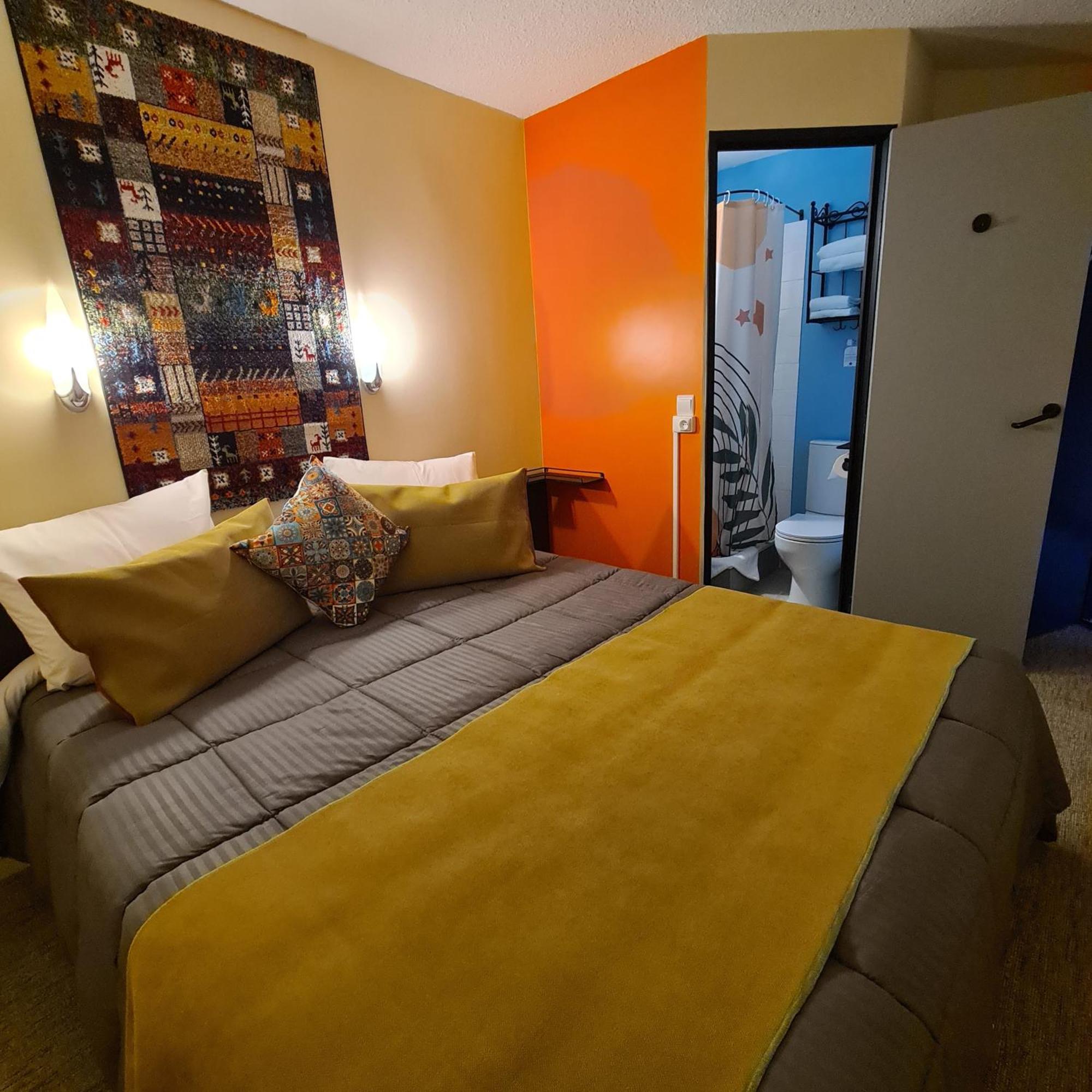Hotel L'Etoile Aeroport - A61 Carcassonne Ngoại thất bức ảnh