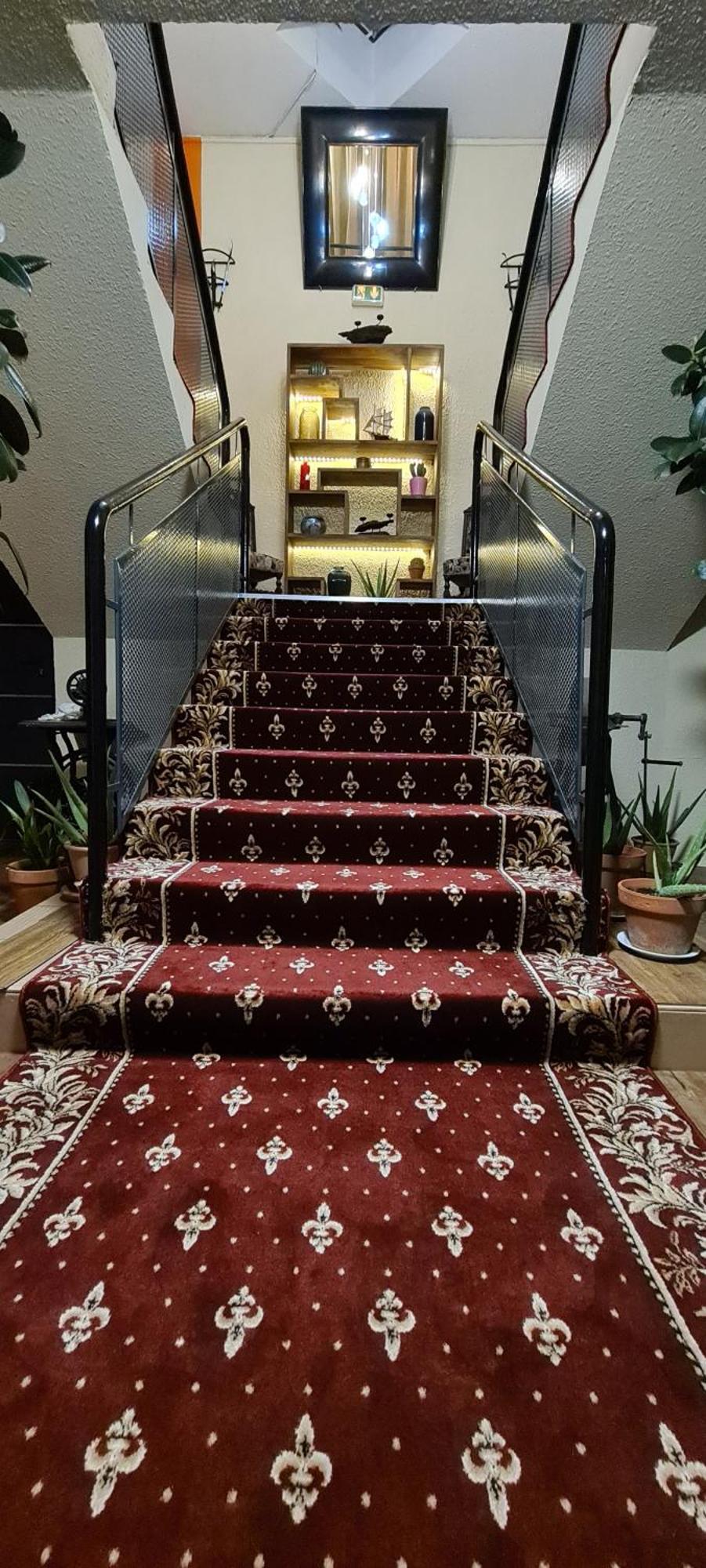 Hotel L'Etoile Aeroport - A61 Carcassonne Ngoại thất bức ảnh