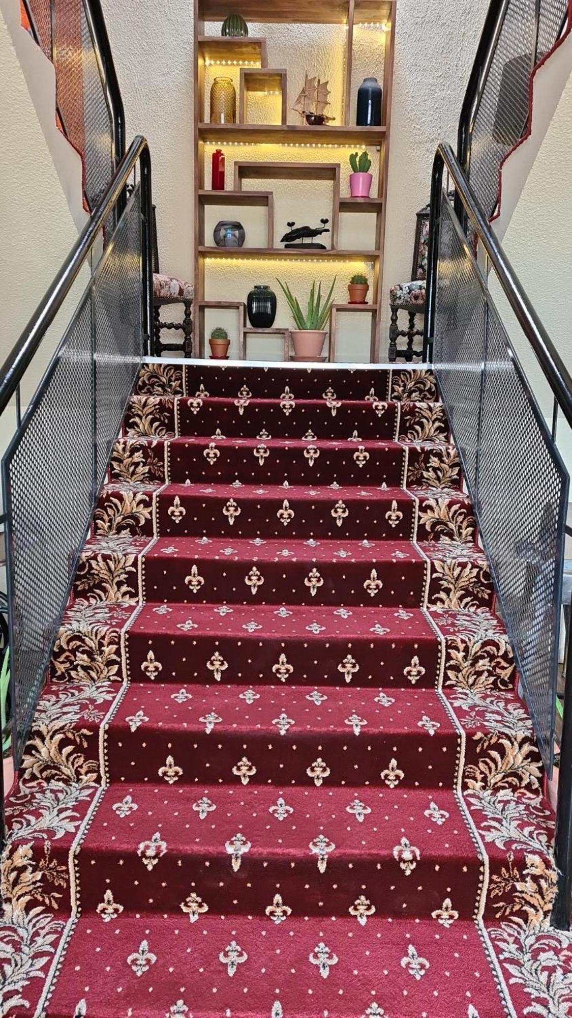 Hotel L'Etoile Aeroport - A61 Carcassonne Ngoại thất bức ảnh