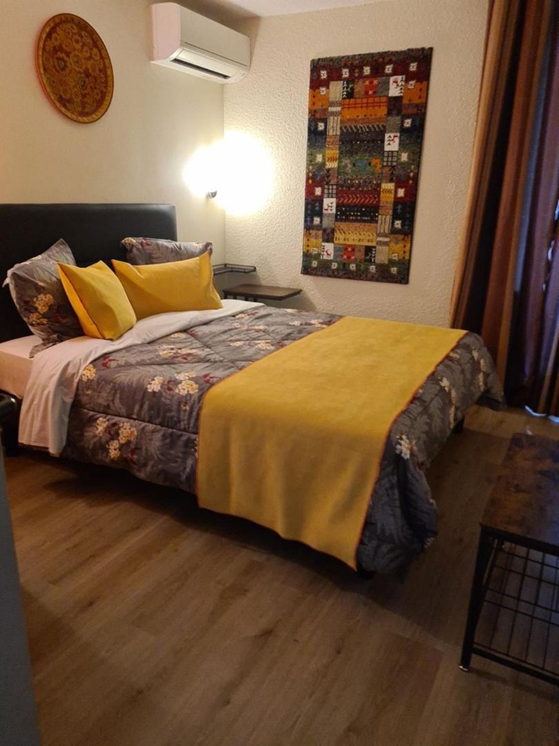 Hotel L'Etoile Aeroport - A61 Carcassonne Ngoại thất bức ảnh
