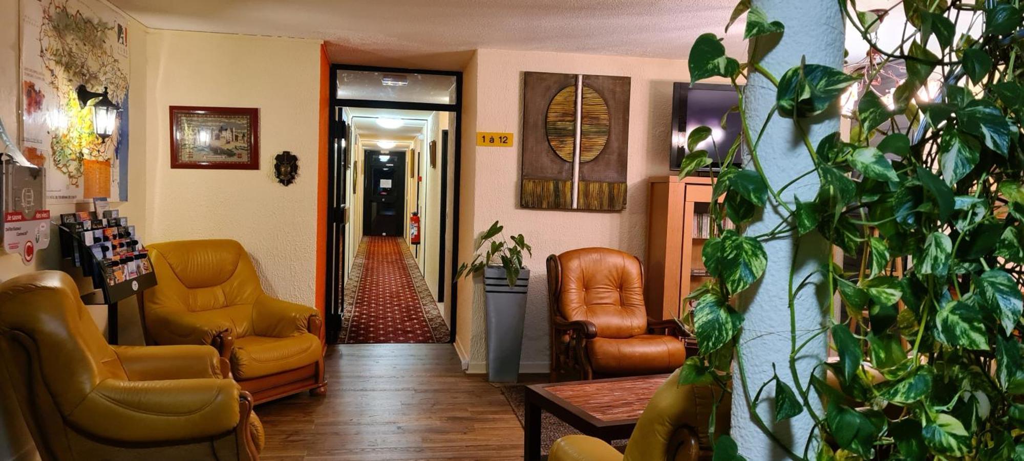 Hotel L'Etoile Aeroport - A61 Carcassonne Ngoại thất bức ảnh