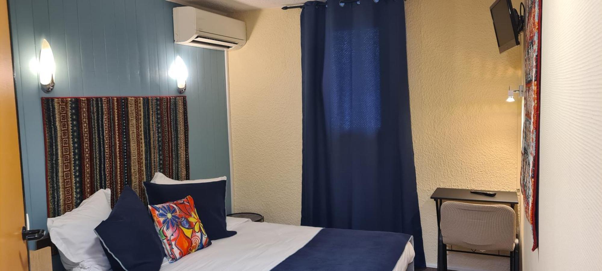 Hotel L'Etoile Aeroport - A61 Carcassonne Ngoại thất bức ảnh